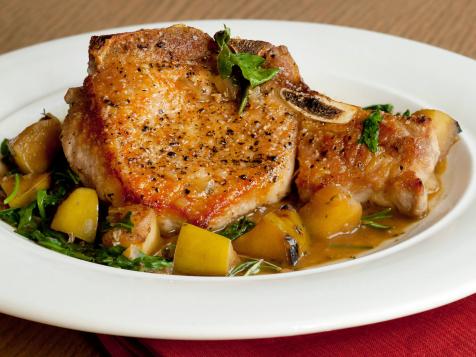 Pork Chops with Caramelized Apples and Arugula