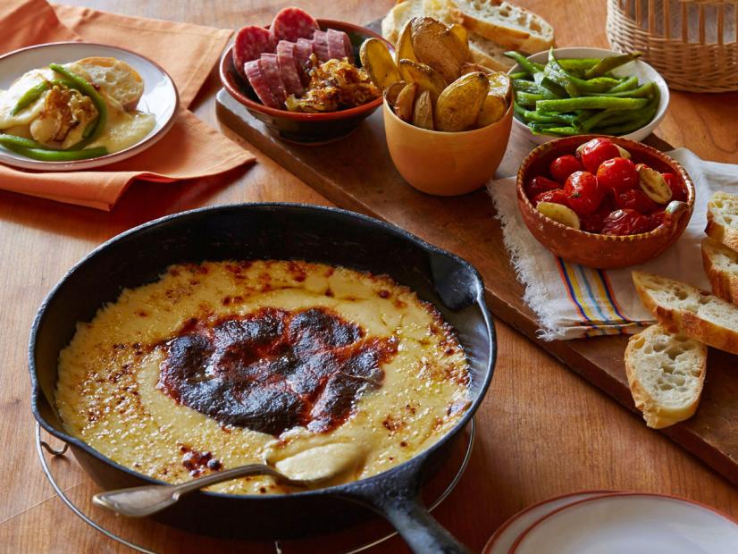kelsey-nixon-queso-fundido-with-charred-poblanos-and-sides-recipe_s4x3