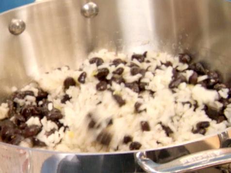 Bolo's Black Beans and Rice