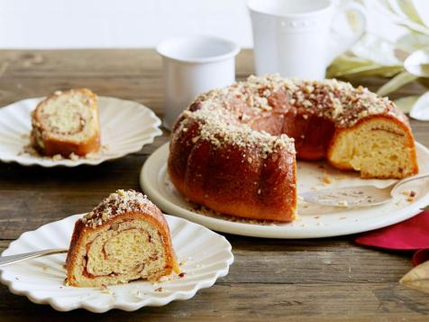 Hazelnut Babka