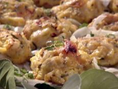 Cooking Channel serves up this Crab Cakes Chiarello with Shaved Fennel Salad recipe from Michael Chiarello plus many other recipes at CookingChannelTV.com