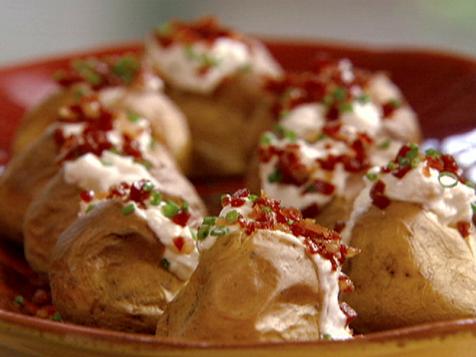 Mini Baked Potatoes with Mascarpone and Prosciutto Bits