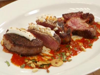 Black Pepper Crusted Filet Mignon with Goat Cheese and Roasted Red Pepper-Ancho Salsa
BT-0105. Throwdown with Bobby Flay