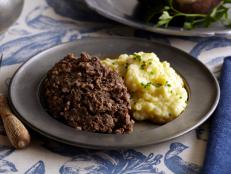 Cooking Channel serves up this Haggis recipe from Alton Brown plus many other recipes at CookingChannelTV.com