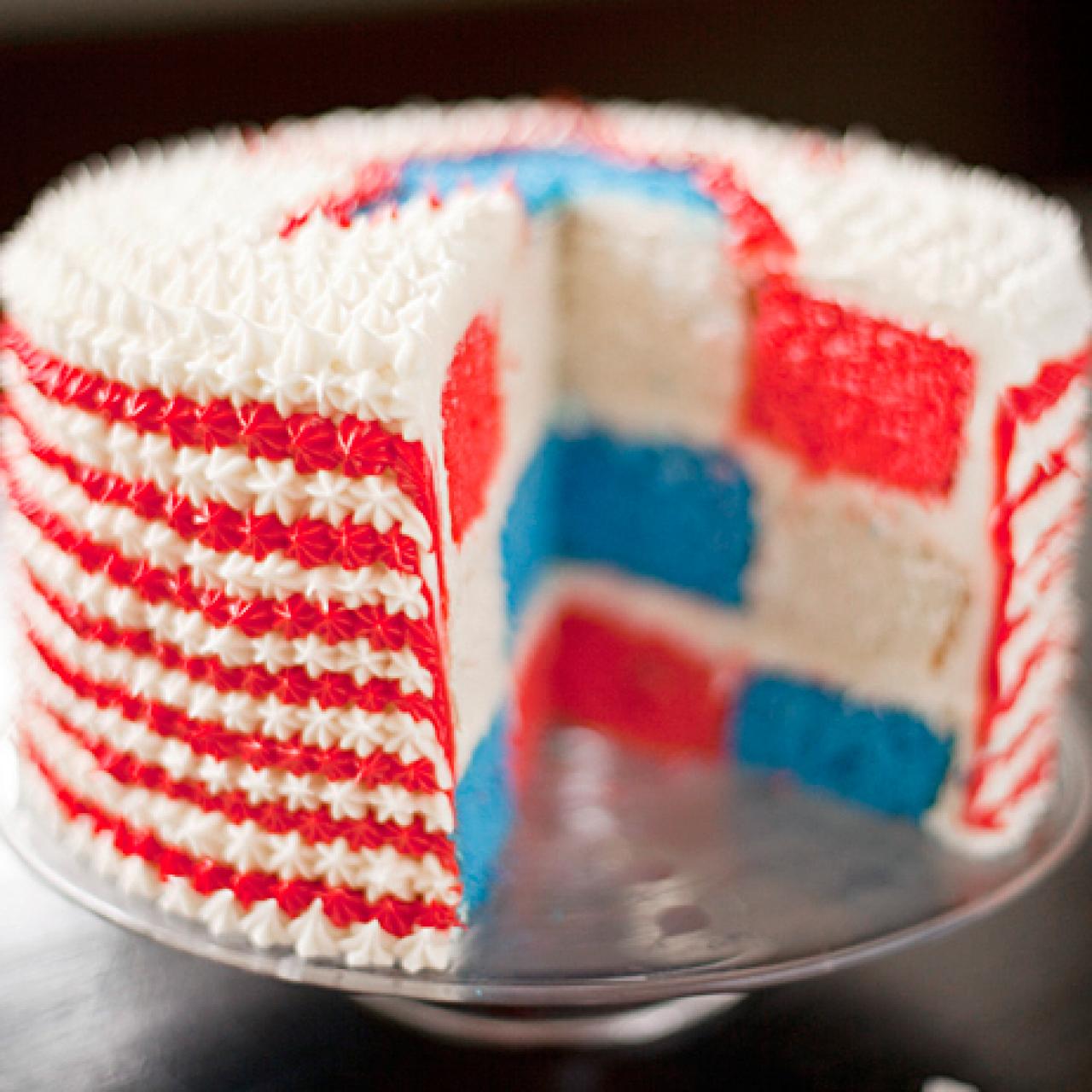 4th of July Red & Blue Velvet Cake Recipe - natty's pantry