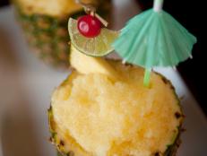 If you like pina coladas and dancing in the rain...then you're going to love this quick and easy trick that turns a pineapple into your drinking chalice.