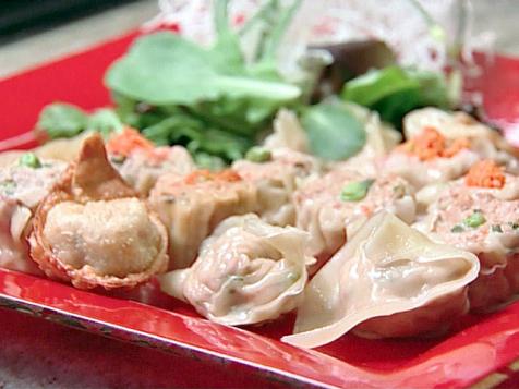 Potstickers with Spicy Dipping Sauce
