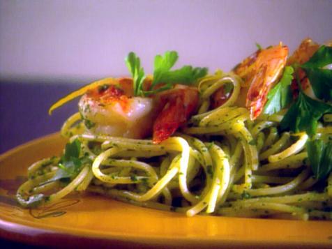 Spaghetti with Arugula Pesto and Seared Jumbo Shrimp