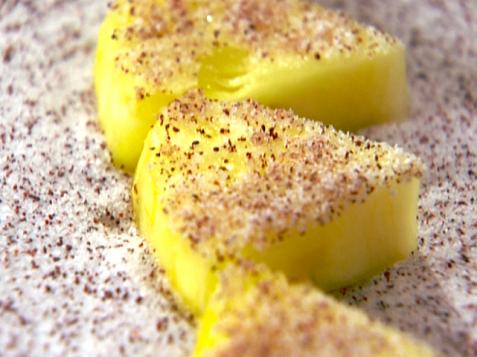 Pineapple with Spicy Sugar Dip