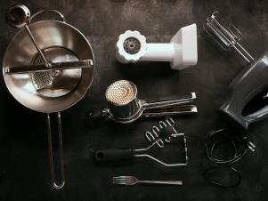 CC-kitchens_mashed-potatoes-tools-generic_s4x3