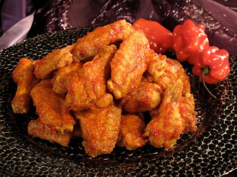 Crispy Chicken Wings with Tsaketa Hot Sauce