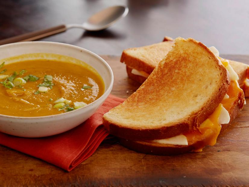 rachael-ray-curried-squash-soup-with-apple-and-cheddar-melts-recipe_s4x3