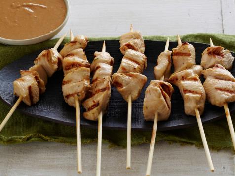 Chicken Sate with Spicy Peanut Dipping Sauce
