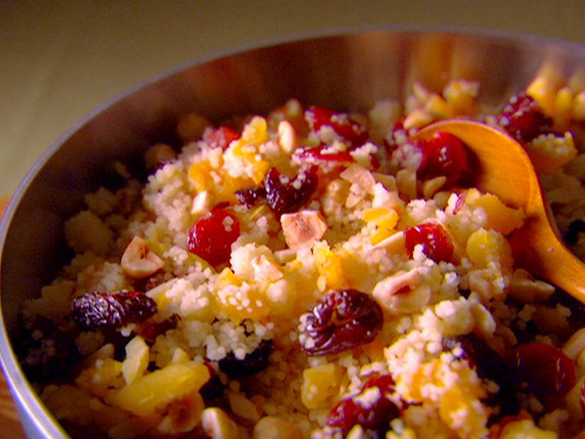 EI-1212 
Sweet Couscous with Nuts and Dried Fruit