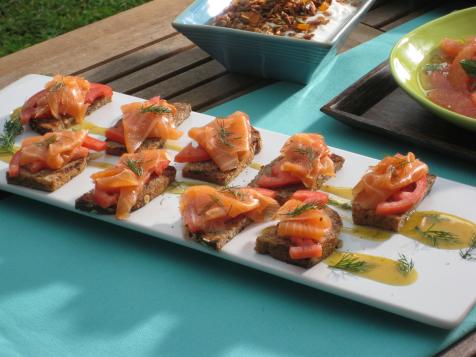 Smoked Salmon on Grilled Seven Grain Bread with Tomato and Dill