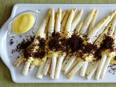 Cooking Channel German RoastedWhite Asparagus with Hollandaise and Pumpernickle