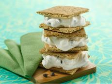 Cooking Channel serves up this Gimme Gimme S'mores Sandwich recipe  plus many other recipes at CookingChannelTV.com