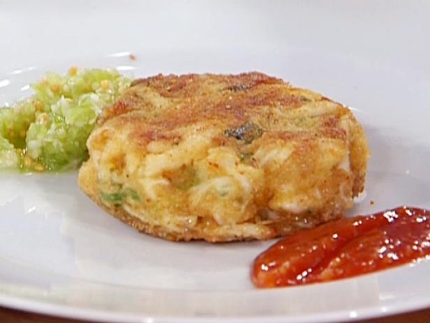 Chesapeake Bay Classic Crab Cakes Recipes Cooking Channel Recipe   1371665169635 