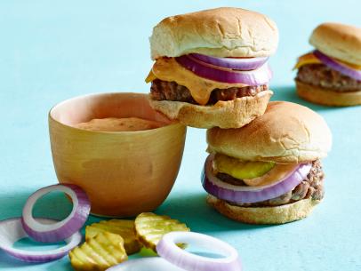 Bobby Flay
Cooking Channel
Mayonnaise, Chipotles in Adobo Sauce, Lime Juice, Salt, Black Pepper, Ground Chuck, Cheese
Slices (your choice), Mini Burger Buns, Red Onion, Pickles