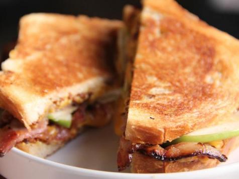 5 Tips for Better Grilled Cheese Sandwiches
