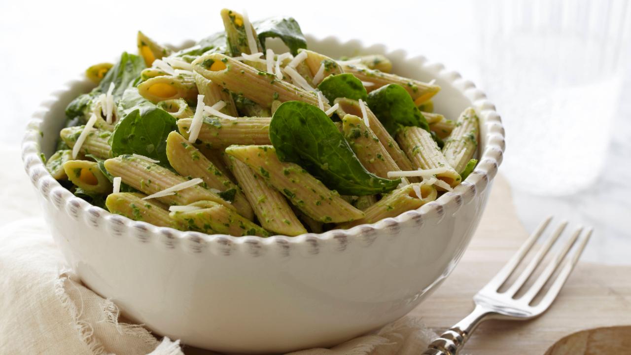 Penne with Spinach Sauce