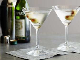 Drink UP's Classic Martini 