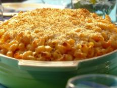 Cooking Channel serves up this Thai Red Curry Mac 'n' Cheese recipe from Aarti Sequeira plus many other recipes at CookingChannelTV.com
