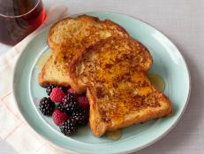 Cooking Channel serves up this French Toast recipe from Alton Brown plus many other recipes at CookingChannelTV.com
