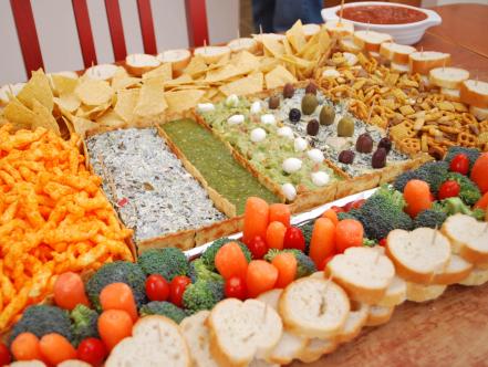 How to make an edible snack stadium for your Super Bowl party