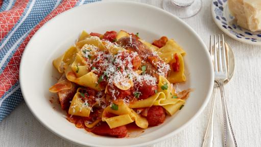 Vincent Esposito's Fresh Pappardelle with Tomato Sauce and Italian Sausage  Recipe | Mo Rocca | Cooking Channel