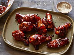 CCFOO108_sticky-honey-soy-chicken-wings-recipe_s4x3