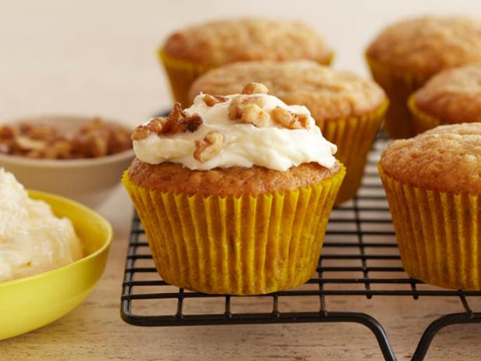 Banana Muffins with Mascarpone Cream Frosting Recipes Cooking