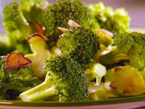 Sauteed Broccoli and Almonds