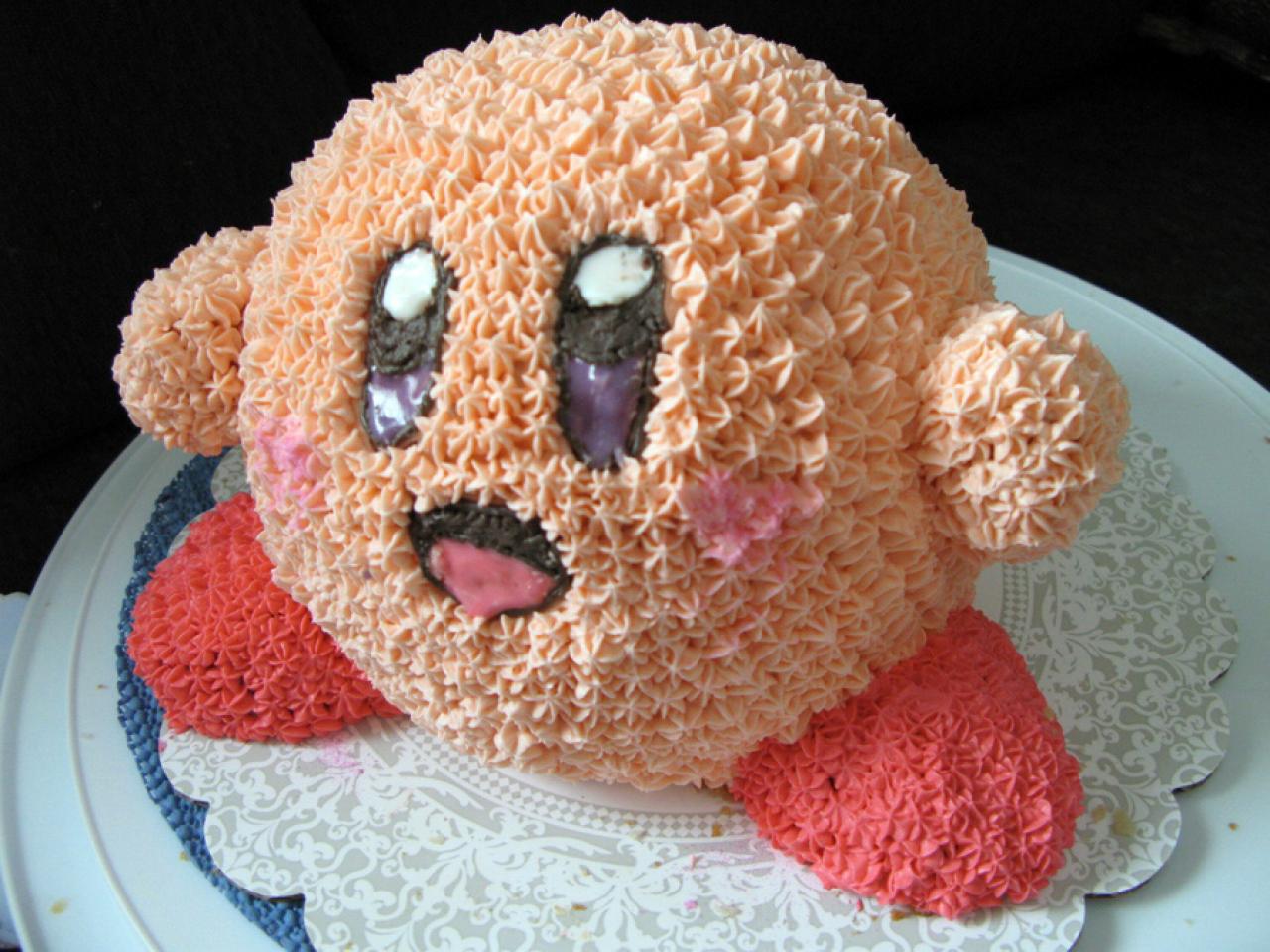 Os bolos geeks mais incríveis que você já viu  Video game cakes, Gamer  wedding cake, Crazy cakes