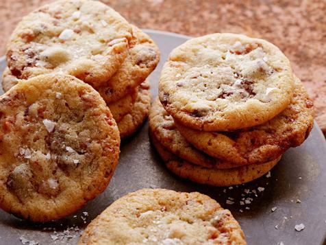 Milk Chocolate Chip Maple Syrup Glazed Bacon Cookies