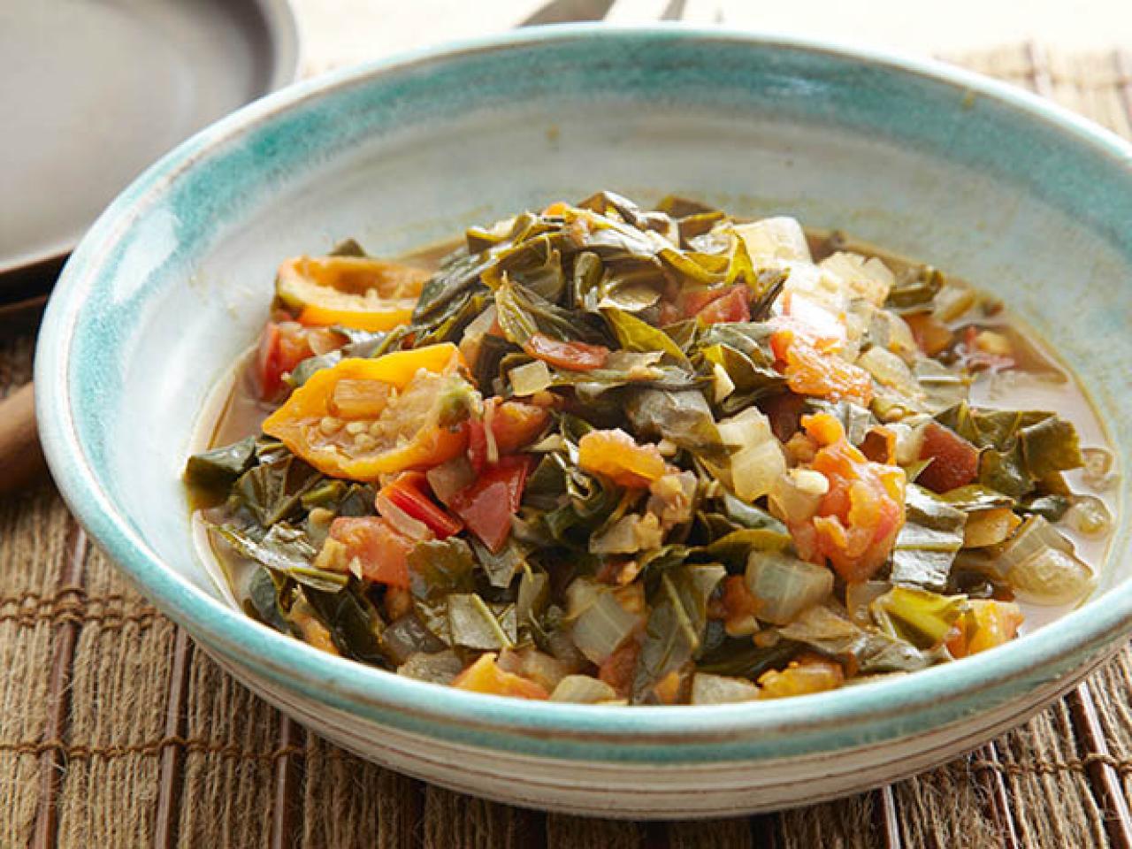 https://cook.fnr.sndimg.com/content/dam/images/cook/fullset/2013/6/5/0/CCKitchens_african-collard-greens-with-tamarind-recipe_s4x3.jpg.rend.hgtvcom.1280.960.suffix/1386346056278.jpeg