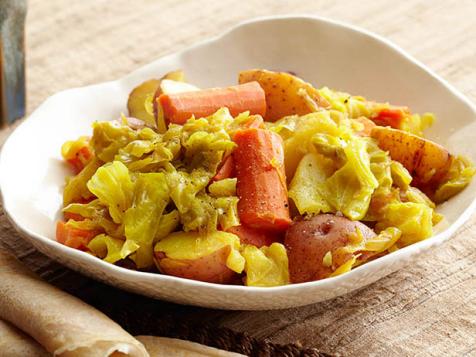 Braised Cabbage, Carrots and Potatoes