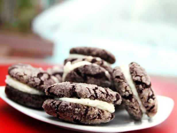 Gluten-Free Chocolate Sandwich Cookies | Food Truck Recipes For Serious Foodies | food truck concept ideas