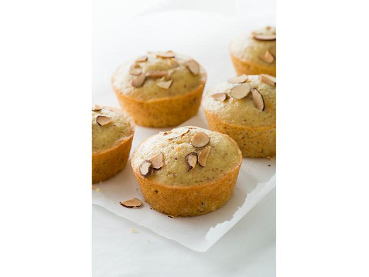 OrangeScented Almond and Olive Oil Muffins Recipe Giada De
