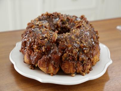 Chef Grace Choi's Cinnamon Pecan Pull Apart Bread, as seen on Cooking Channel’s Cooking With Grace, Fleischmann’s RapidRise Yeast promo.