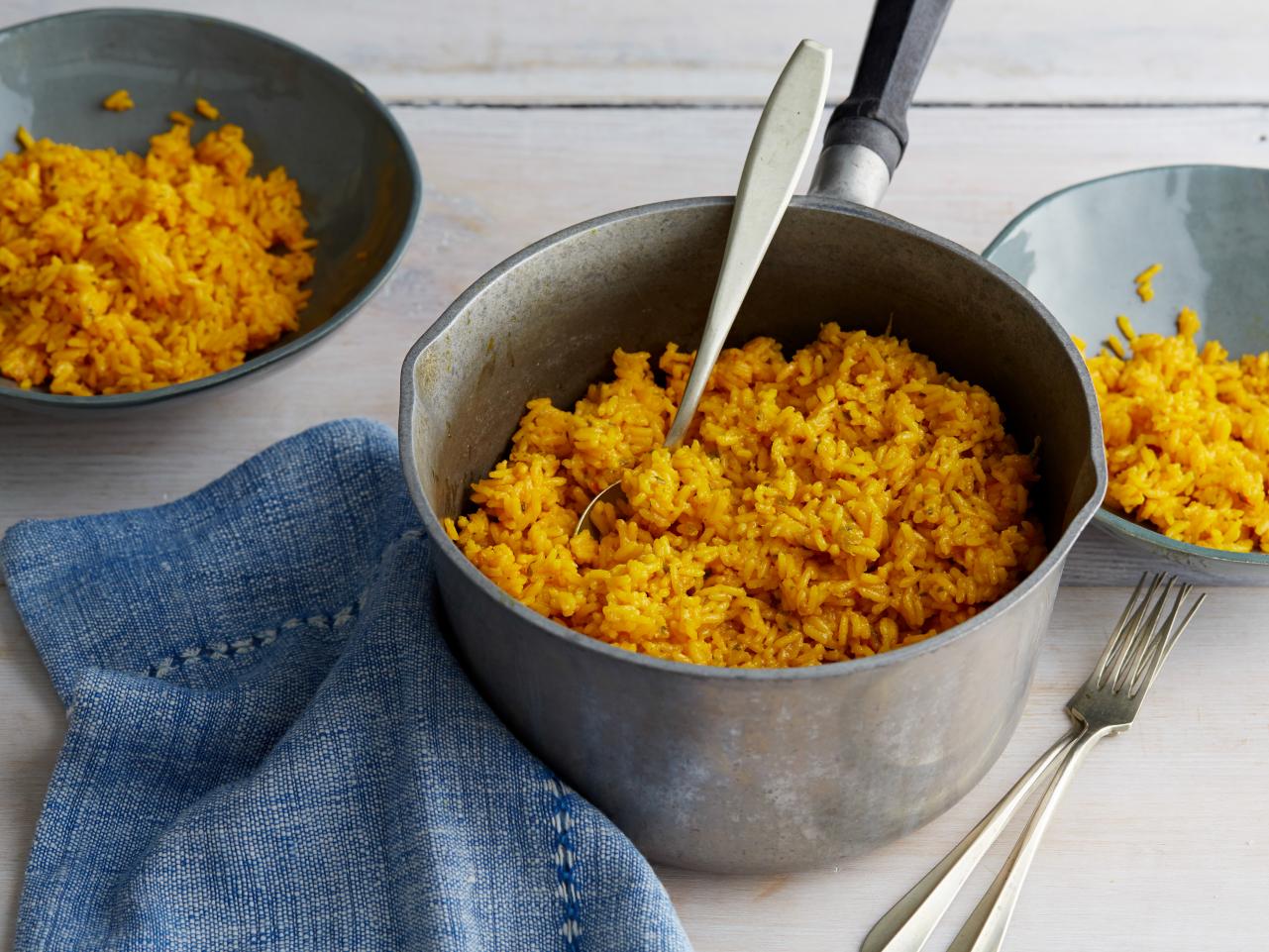 Arroz Amarillo (Yellow Rice Recipe)