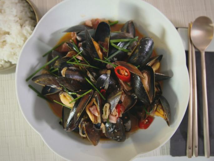 Spicy Mussels with Bacon Recipe Judy Joo Cooking Channel