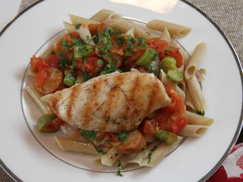 Penne with Fresh Tomato Sauce, Asparagus and Grilled Chicken