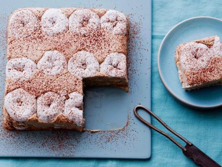 https://cook.fnr.sndimg.com/content/dam/images/cook/fullset/2014/7/8/0/CC_icebox_coffee-and-doughnut-icebox-cake-square-recipe_s4x3.jpg.rend.hgtvcom.441.331.suffix/1404844966716.jpeg