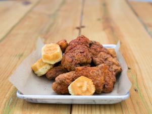 CCGVN311_fried-chicken-with-honey-butter-and-corn-bread-muffins-recipe_s4x3