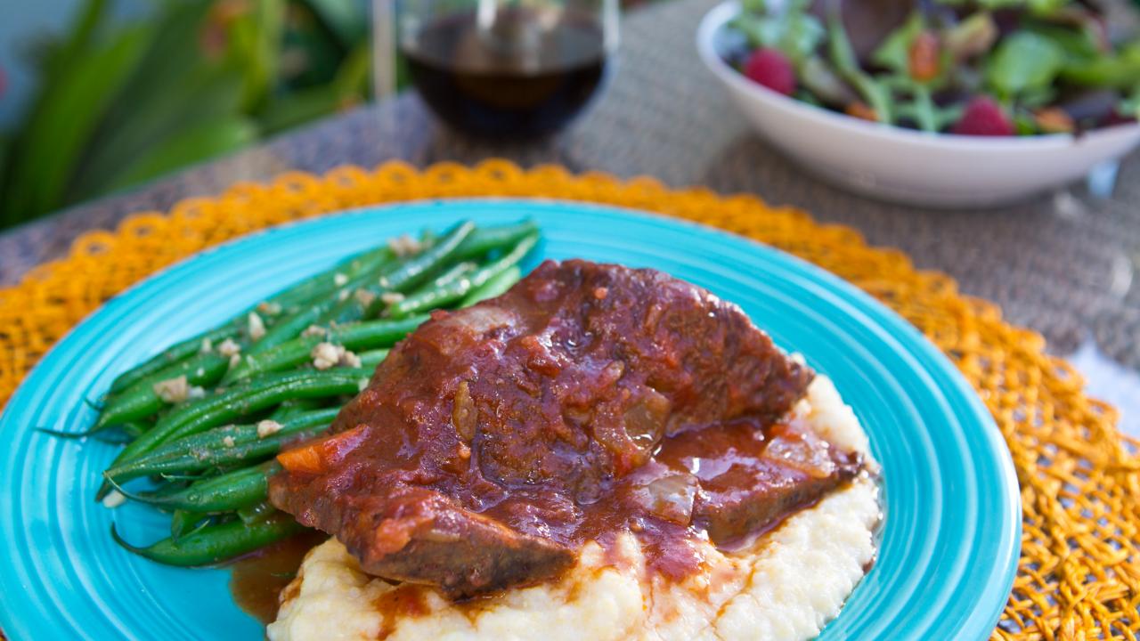 Red Wine and Tomato Short Ribs