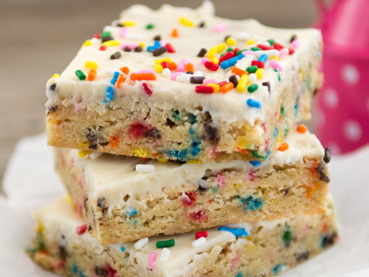 Vegan Birthday Cake Blondie | Single Flavor | 8 PCS – Greyston Bakery