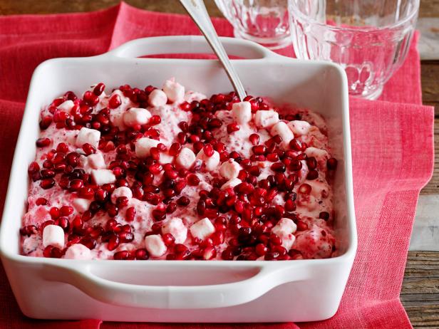 Cranberry Marshmallow Gelatin Salad - Sweet ReciPEAs