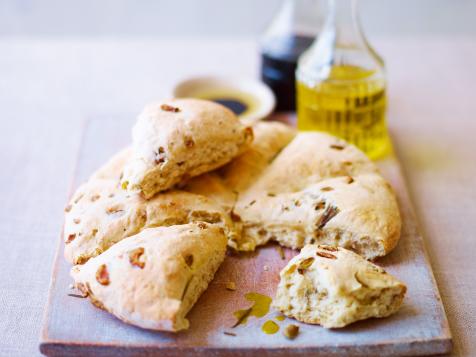 Aussie Olive Damper Bread (Soda Bread's Antipodean Cousin)