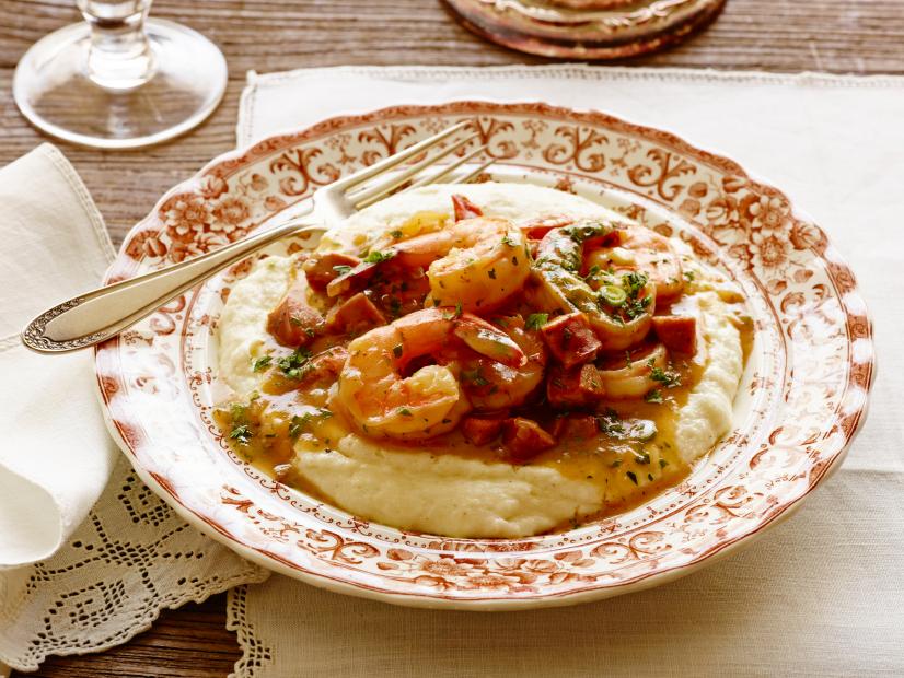 ULTIMATE SHRIMP AND GRITS
Tyler Florence
Cooking Channel
Milk, Heavy Cream, White Cornmeal, Unsalted Butter, Kosher Salt, Black Pepper, Olive Oil,
White Onion, Garlic, Andouille or Italian Spicy Sausage, Allpurpose
Flour, Chicken Stock, Bay
Leaves, Shrimp, Cayenne Pepper, Lemon, Flatleaf
Parsley, Green Onions